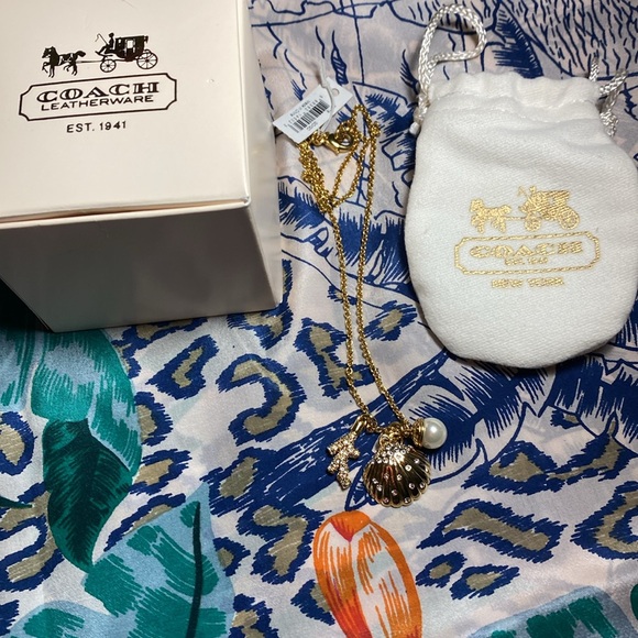 Vintage Coach seashell, coral and pearl necklace - Picture 2 of 7